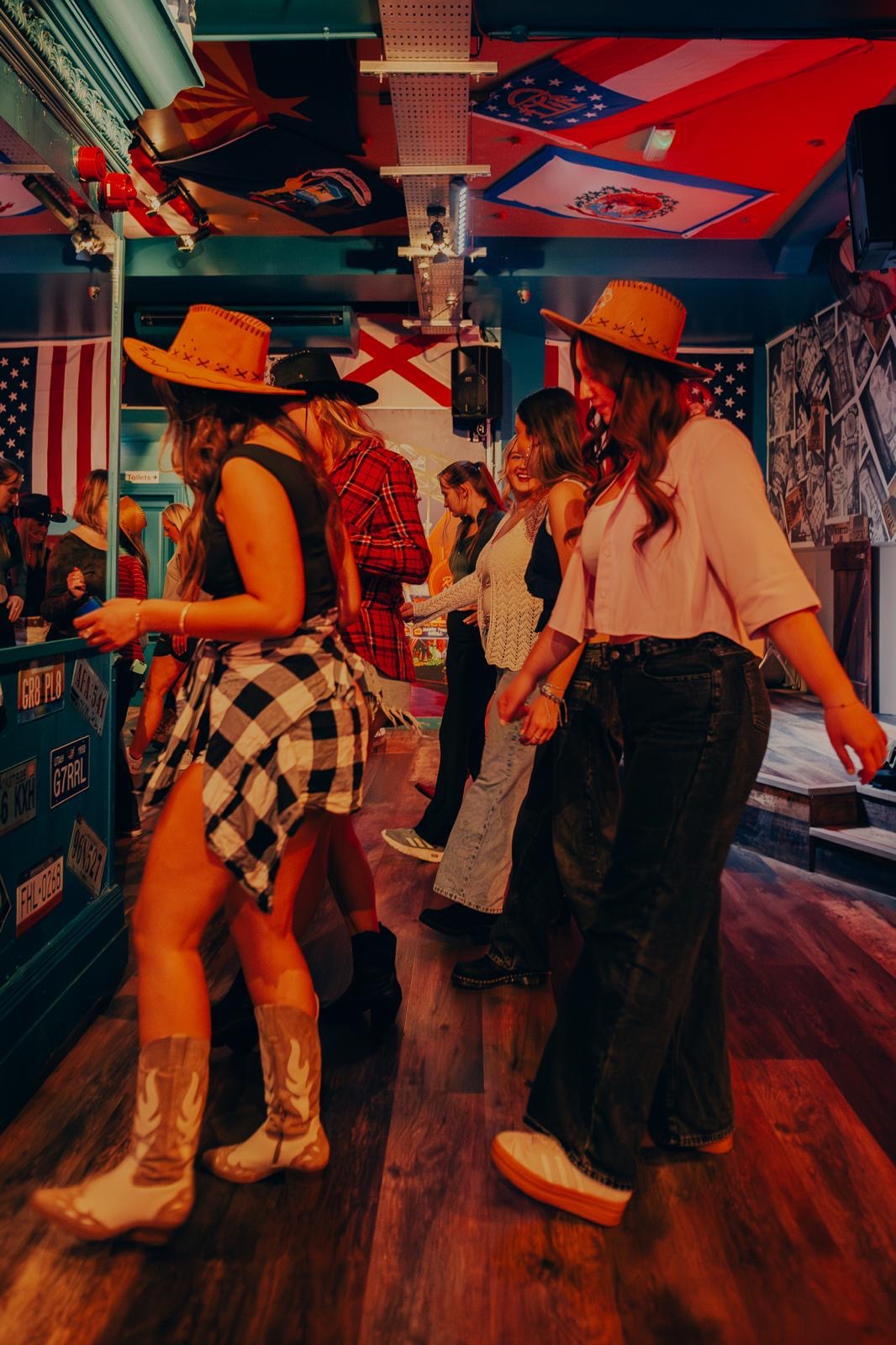 Ruby Rae’s XL: Newcastle Indoor Country Festival