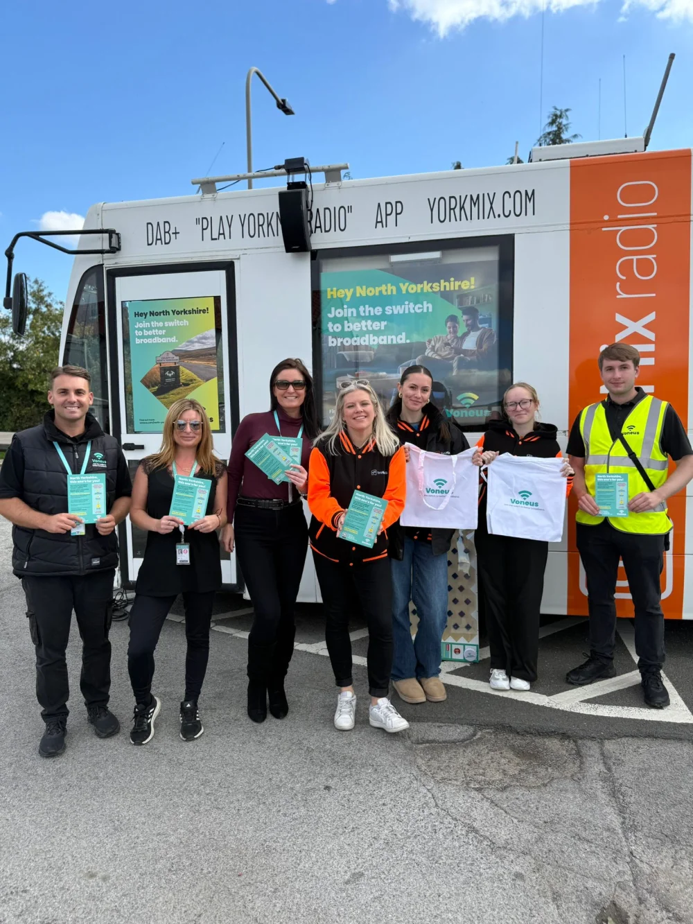 “A Fab Few Days on the Broadcast Bus with Voneus”
