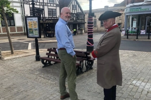 LISTEN - Sunday Late Show, Ripon Hornblower Statue